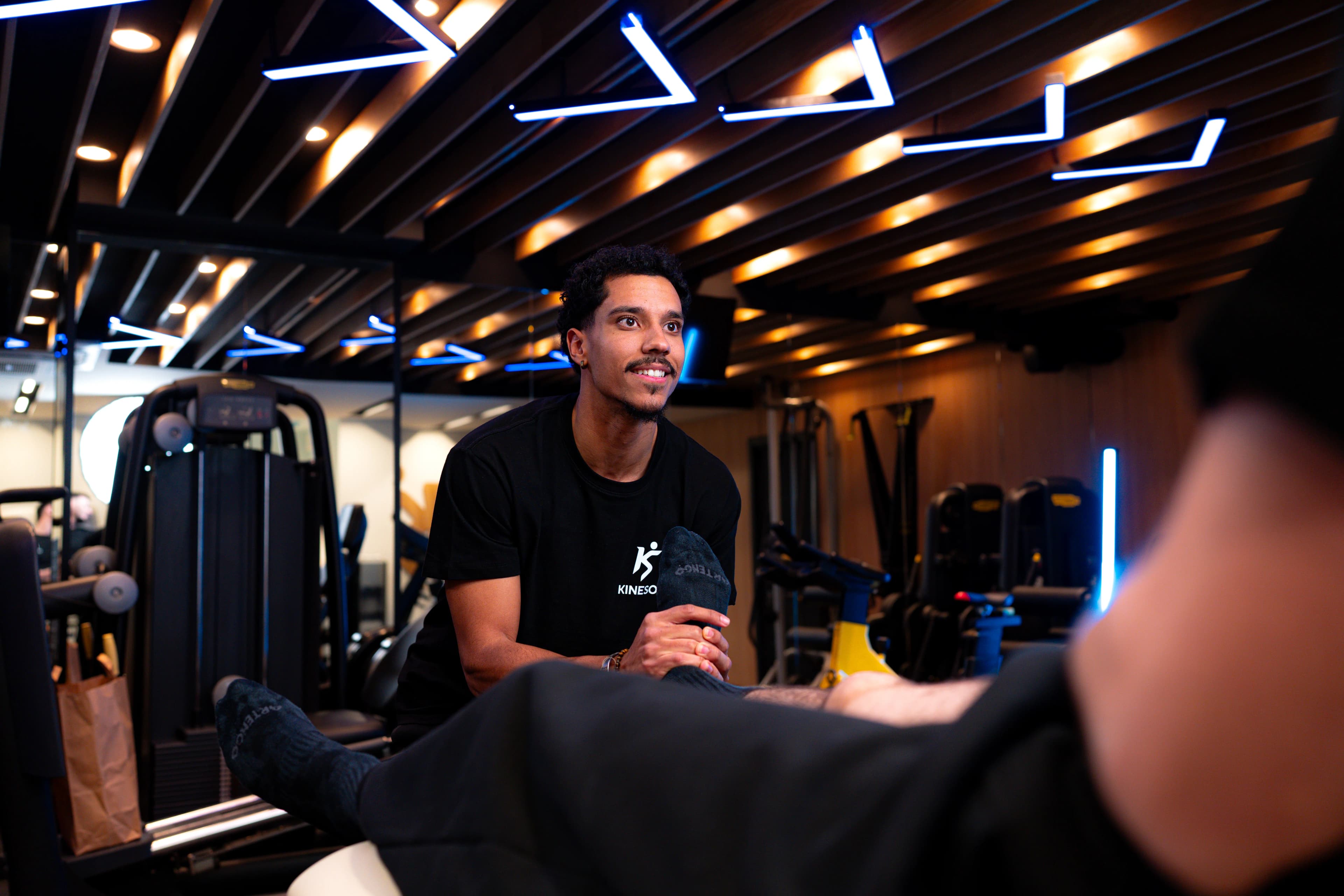 Séance de kinésithérapie du sport au cabinet Kinesoa, Saint-Ouen-l'Aumône (Val-d'Oise 95)